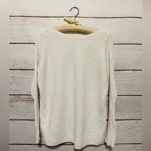 Women’s Cream Ribbed Knit Sweater Size Medium/1 
Business Wear Casual Wear